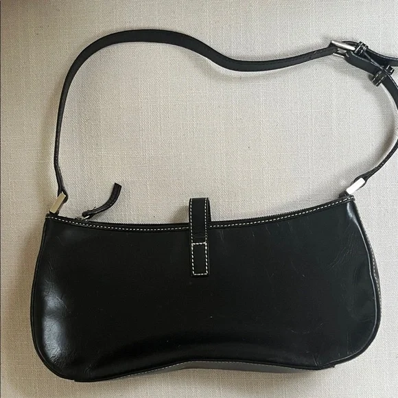 LOFT Classic Black Leather Small Shoulder Bag - Picture 3 of 6